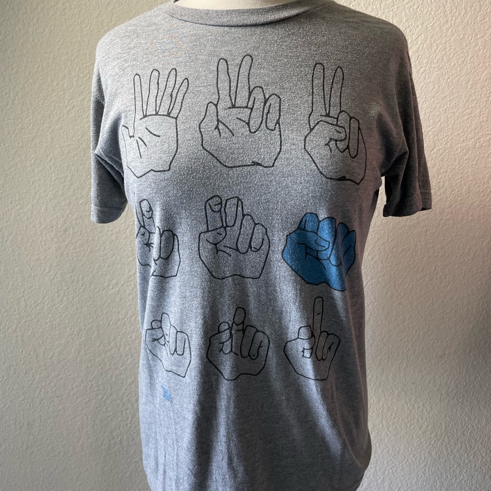 Grey, Ames Bros t-shirt size medium